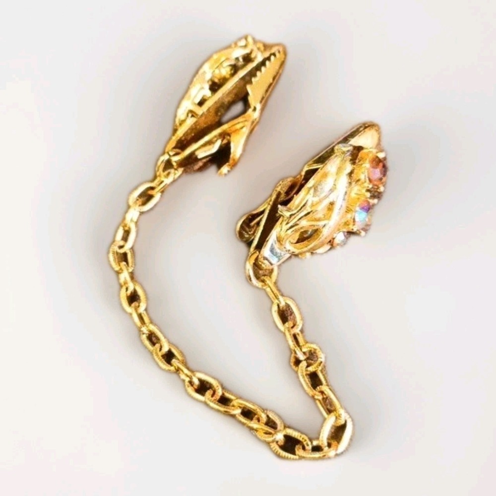 1950's Sweater Clip Guard Flowers Aurora Borealis Rhinestones Gold Color Chain